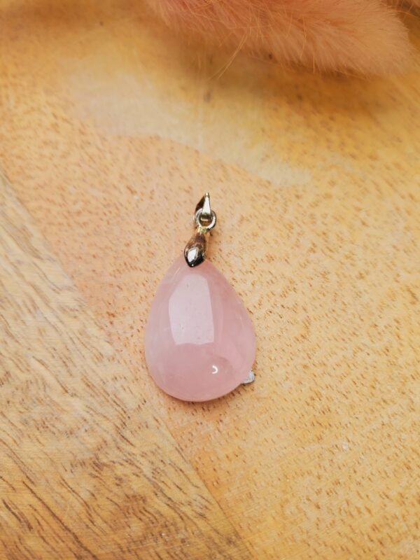 Pendentif goutte quartz rose