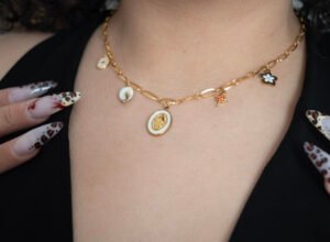 collier breloque