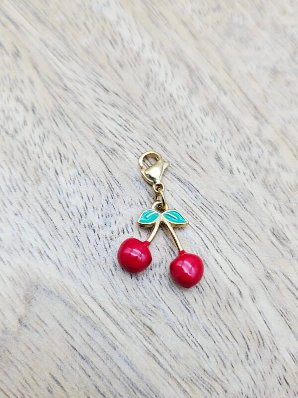 Charms cerise