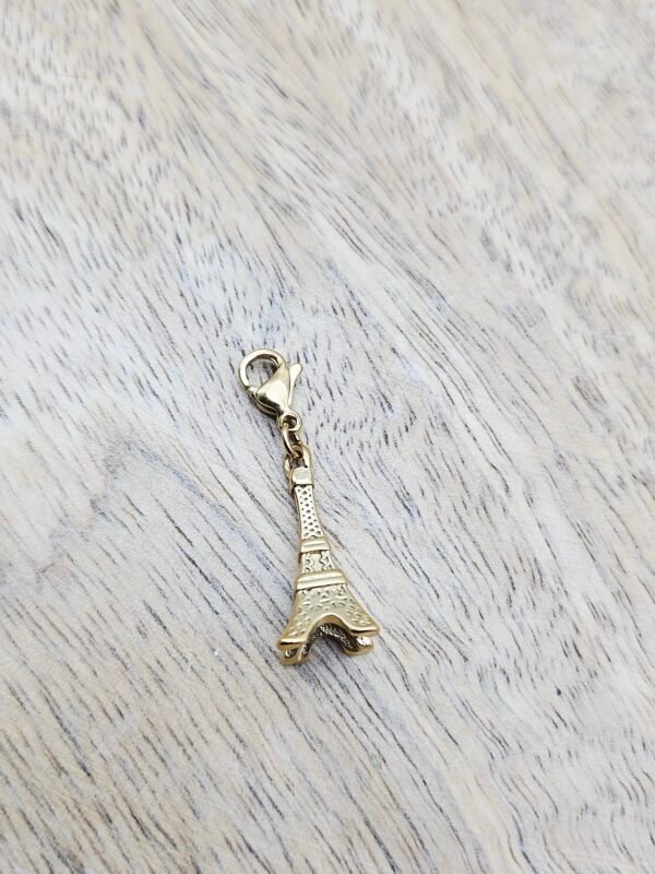Charms tour Eiffel