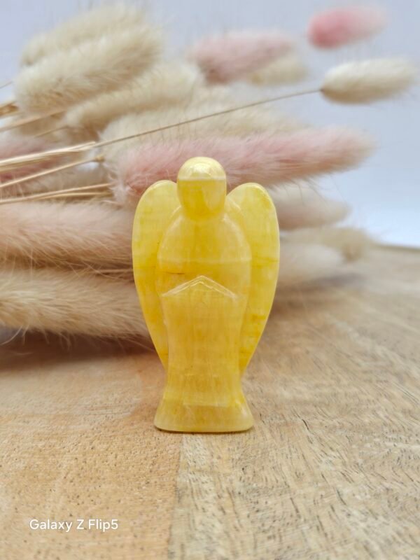Ange calcite jaune