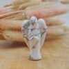 Ange howlite blanche